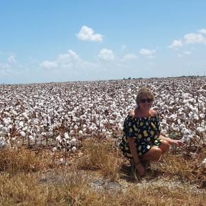 Meet your Posher, Catherine